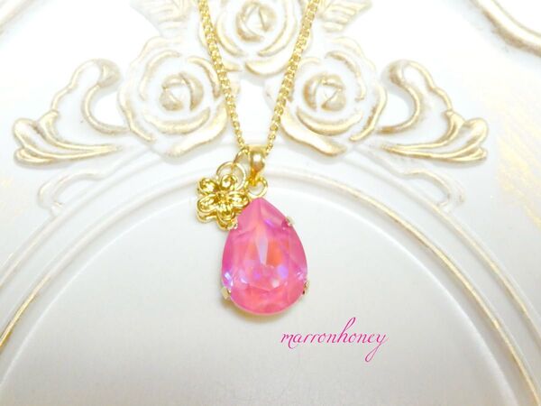 drop SWAROVSKI flowerネックレス