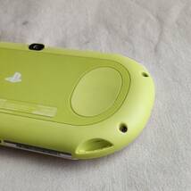 【5267724】SONY Playstation VITA PCH-2000 本体のみ メモリーカード8GB ジャンク JUNK PS VITA_画像7