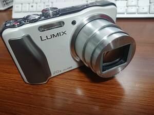 ◆送料無料！◆【美品 正常動作品】中古　Panasonic DMC-TZ30Panasonic LUMIX DMC-TZ30-W ホワイト/1410万画素