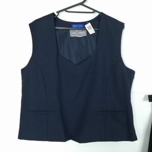 1円 セーラー服 ベスト スカート スカーフ 上下4点セット 指定 大きいサイズ 冬物 白2本線 女子 学生服 中学 高校 紺 中古 ランクC EY6349の画像6