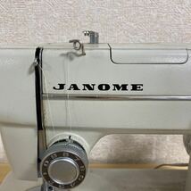 JANOME ジャノメ MODEL680 レトロミシン アンティークミシン 手工芸 手芸 ハンドクラフト 裁縫道具 裁縫 レトロ フットペダル付き3 カ 5355_画像2