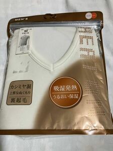 半袖Ｖ首　肌着 MEN‘S サイズM HEAT ON 吸温発熱　うるおい保湿　カシミヤ混　上質なぬくもり　裏起毛