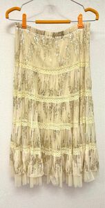 総ゴム　レーススカート　Ｆ　ゴールドのスパンコールが綺麗