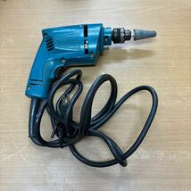 TA-489☆80サイズ☆ マキタ makita 電気ドリル 電動工具 ドリル_画像1