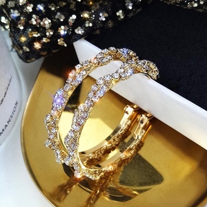 新品未使用 ピアス ゴールド ビッグ フープ ツイスト 大ぶり ラインストーン レディース 韓国 S925針 キラキラ 綺麗 パーティ #D175-2