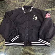 【美品】genuine merchandise★スタジャン ニューヨークヤンキース 4Lサイズ 黒 長袖 ショートジャケット ブルゾン _画像1