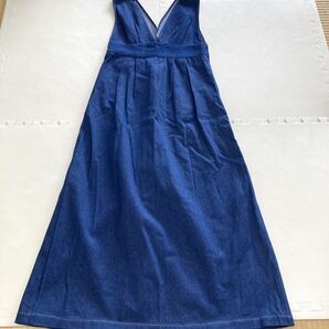 【訳あり新品】デニムロングワンピース、ジャンパースカート、ノースリーブ