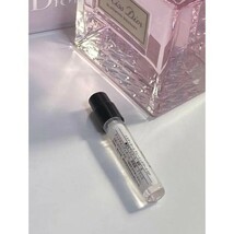 ［d］Dior ミスディオール ブルーミングブーケ EDT　1.5ml【送料無料】匿名配送 アトマイザー_画像3