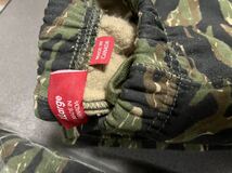 新品 未使用 キムタク着 Supreme Small Box Hooded Sweatshirt Sweatpants supreme セットアップ 上下XL tiger camo スウェット パンツ_画像6