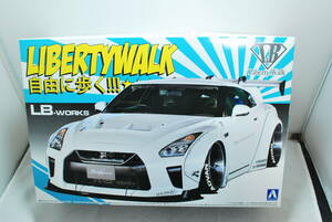 ■　希少！未開封　アオシマ　1/24　LBワークス　GT-R　R35　type1.5　（リバティーウォーク）　■