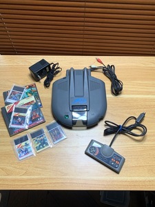 中古　動作確認　PCシャトル本体＋ケーブル＋アダプタ＋コントローラー＋おまけ中古ソフト５個　現上品　　宅急便（EAZY）８０サイズ