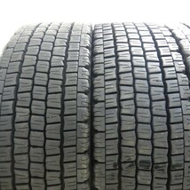 中古タイヤ 245/70R19.5 136/134J DUNLOP SP081 スタッドレスタイヤ 4本セット 大型 中古 19.5インチ_画像2