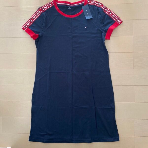 【新品】TOMMY HILFIGER トミーヒルフィガー ワンピース ドレス ロゴ M サイズ
