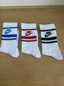 新品 ナイキ 靴下 3足 ソックス Nike 25～27cm.