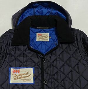 Traditional Weatherwear トラディショナルウェザーウエア キルティングジャケット 38サイズ フード付 マッキントッシュ ナイロン 中綿JK