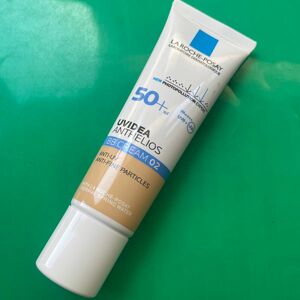 【新品】ラ ロッシュ ポゼ UVイデア XL プロテクションBB 02ナチュラル 30ml 使用期限２６年8月