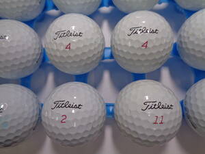 [6327A10] タイトリスト プロ ブイワンエックス Titleist PRO V1X 21年 白 30球 ロストボール 【中古】