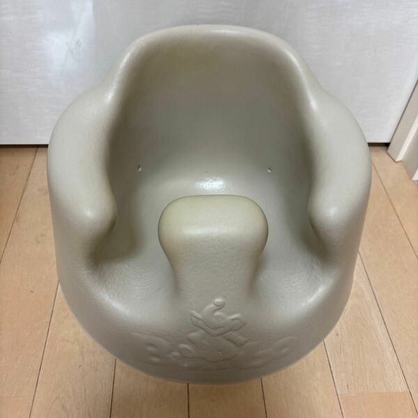 Bumbo バンボ 