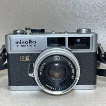 W2-2）MINOLTA ミノルタ HI-MATIC E フィルムカメラ ROKKOR-QF 1:1.7 f=40mm （100）_画像2