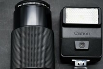 NY3-204【ジャンク品】Canon A-1　スピードライト　ズームレンズ付き　キャノン　フィルムカメラ　一眼レフカメラ　動作未確認　中古品_画像2