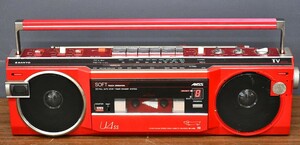 NY3-72【ジャンク品】SANYO　ラジカセ　MR-U4SS　カセットレコーダー　レッド　三洋電機　オーディオ　ラジオのみ確認　中古品　保管品