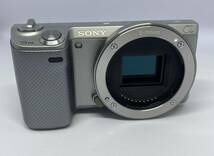 【美品】SONY ソニー 一眼カメラ α NEX-5N レンズセット SDカード4GB （稼働品）_画像4