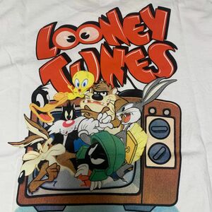 Tシャツ LOONEYTUNES