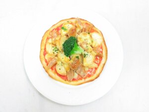 ★【直接引取不可】 食品サンプル ディスプレイ ピザ Pizza ソーセージピザ ポテト じゃがいも ブロッコリー 食器付き 陶器 見本品 料理模