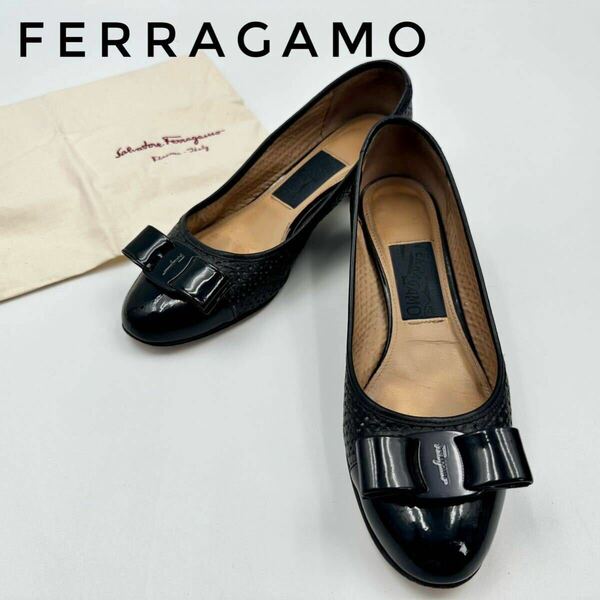 ☆美品☆ Salvatore Ferragamo サルヴァトーレフェラガモ パンプス 靴 ヴァラリボン ブラック 黒 レザー 革 ヒール約３cm 