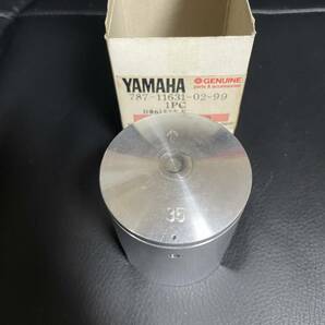 YAMAHA KT100 ピストン 787－11635－02 未使用 O/S35の画像1