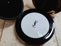 コスメ 《未開封品》YSL イヴ・サンローラン ラディアントタッチ グロウパクト 4H21A 【60】_画像2