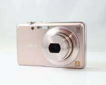【動作品/外観並品】パナソニック Panasonic LUMIX DMC-FH8 ピンクゴールド 純正バッテリーセット コンパクトデジタルカメラ (同梱OK)S641_画像4