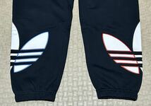 新品・2XL（XO）サイズ・adidas・ORIGINALS TRICOL SWEATPANTS アディダス オリジナルス アディカラー トリコロール スウェットパンツ_画像3