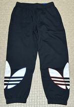 新品・XL（O）サイズ・adidas・ORIGINALS TRICOL SWEATPANTS アディダス オリジナルス アディカラー トリコロール スウェットパンツ_画像1