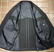 新品【サイズY8 XXL★上品な礼服】3Bシングルスーツ ブラックフォーマル 背抜き サイドベンツ 2タック リクルートスーツ 喪服 冠婚葬祭_画像3