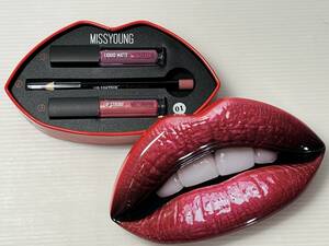 Неиспользованный предмет Missyoung Lip Gloss 2+1 карандаш для губ