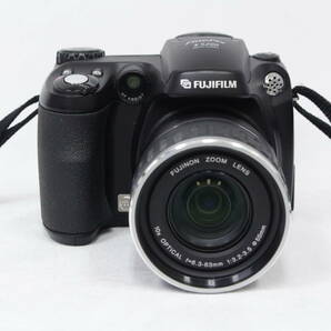 FUJIFILM【FinePix S5200】ネオ一眼デジタルカメラ 10倍ズームレンズ 10X OPTICAL 箱・説明書付属 単三電池4本 240308V(NT)の画像2