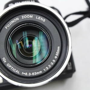 FUJIFILM【FinePix S5200】ネオ一眼デジタルカメラ 10倍ズームレンズ 10X OPTICAL 箱・説明書付属 単三電池4本 240308V(NT)の画像3