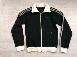 アディダス adidas スポーツ 三本ライン トレフォイル 三つ葉 ハイネック レトロ ジャージ トラックジャケット メンズ ロゴ刺繍 XS 黒