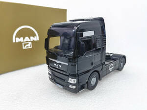 1/43 MAN TGX トラック 黒