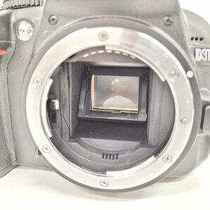 ●Nikon ニコン 一眼レフデジタルカメラ D3100 レンズ【 AF-S DX NIKKOR 18-55mm 1:3.5-5.6G VR 】ストラップ、カメラ収納バッグ付きの画像4