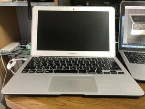 Apple MacBook Air (11-inch, Mid 2012)