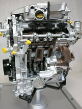 イーグルモス 週刊日産GT-R　1/4 R35VR38DETT エンジン模型完成品　アクリルケースカバー付き　エンジンサウンド確認_画像4