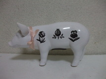 フランフラン　Francfranc　豚の貯金箱　ブタ　白　全長21㎝くらい　陶器　置き物　置物　飾り　_画像1