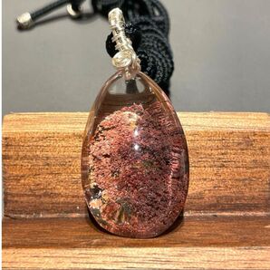 極上品 !マイカピンクパープルガーデンクォーツ ネックレスです 自由調節