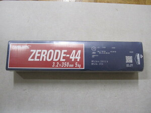 溶接棒 ■ ZERODE-44 FAMILIARC KOBERCO コベルコ　未開封 3.2×350 5kg　 　※店舗にて同時販売中