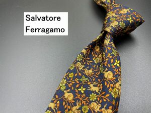 【超美品】Salvatore Feragamo　フェラガモ　ウサギさん柄　ネクタイ　3本以上送料無料　ネイビー　0305022