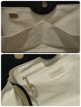 ☆２０２２年百貨店購入　シャネル　CHANEL　ドーヴィル　トートバッグ　２way　シルバー金具　中古　人気サイズ☆_画像2