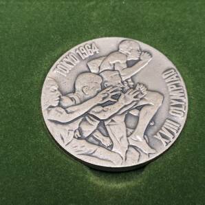 【RG-1045HK】1円スタート オリンピック記念メダル 1964年 2枚 銅メダル 銀メダル SV925 ケース付き セット 記念品 現状品 の画像2