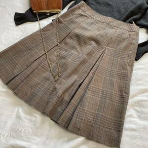 BURBERRY LONDON Burberry London * knees height wool tuck pleated skirt check Brown lame light brown group size 38 y24030111